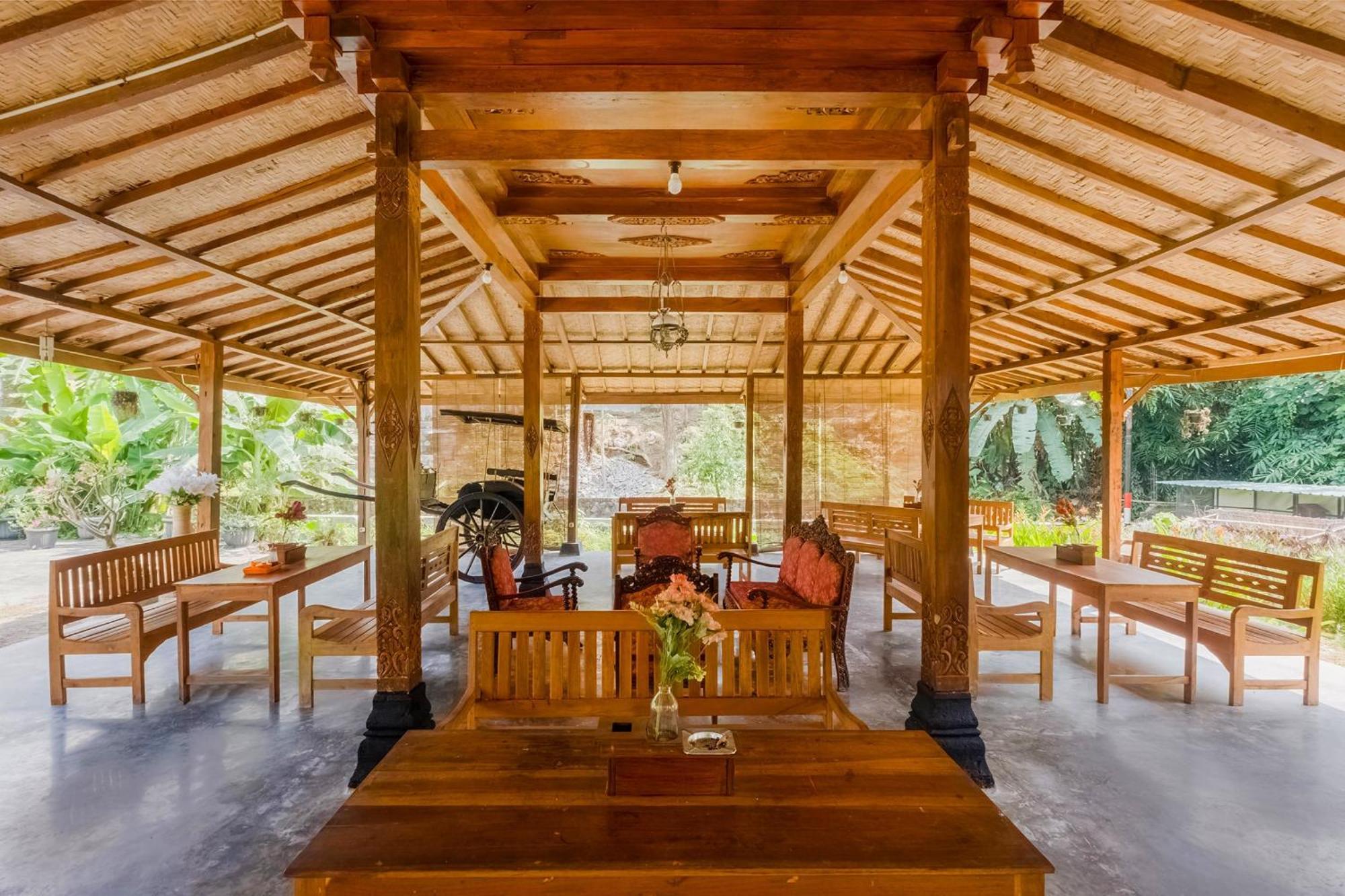 Oyo 3562 Pondok Inspirasi Minggir Klangkapang Exteriér fotografie